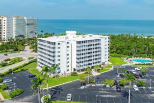 , 1 Bluebill Ave # 302, Naples FL 34108
