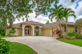 Single Family Residence, 1140 10th Park Shore, FL 34102 