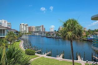 Mid Rise (4-7), 355 Park Shore Dr # 144, Naples FL 3410334103 