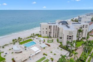 High Rise (8+), 3215 Gulf Shore Blvd N # 609n, Naples FL 34103