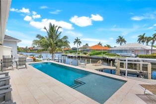 Single Family Residence, 1048 Cottonwood Marco Beach, FL 34145