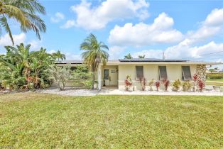 Single Family Residence, 1831 Palaco Grande Pkwy, Cape Coral FL 33904