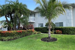 , 707 Neapolitan Way # 707, Naples FL 34103