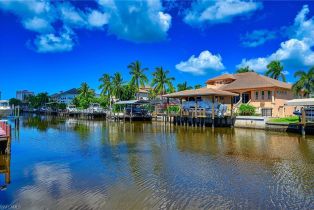 Single Family Residence, 343 Conners Ave, Naples FL 34108