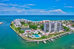 High Rise (8+), 2400 Gulf Shore Blvd N # 603, Naples FL 3410334103