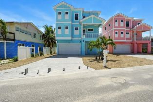 Single Family Residence, 134 Fairweather Fort Myers Beach, FL 33931 