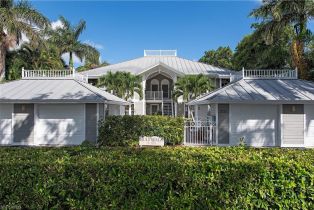 Low Rise (1-3), 231 2nd Ave S # 102, Naples FL 34102