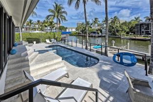 Single Family Residence, 159 Conners Ave, Naples FL 34108