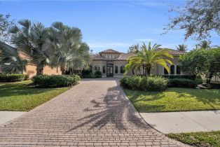 Single Family Residence, 14862 Tybee Island Dr, Naples FL 34119