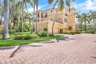 Low Rise (1-3), 2826 Tiburon Blvd E # 103, Naples FL 34109
