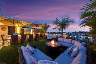 Single Family Residence, 5332 Barefoot Bay Barefoot Beach, FL 34134 