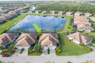 Villa Attached, 10427 Sirene Materita, FL 33913 