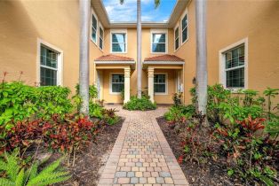 Low Rise (1-3), 6029 Trophy Dr # 301, Naples FL 34110