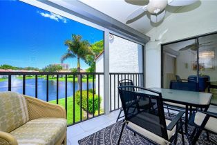 Low Rise (1-3), 661 Windsurf Ln # 202, Naples FL 34108