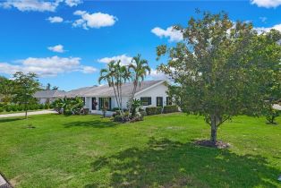 , 27 Pebble Beach Blvd, Naples FL 34113