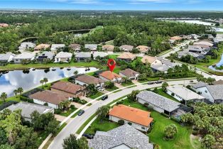 Single Family Residence, 8881 Horned Lark Dr, Naples FL 3412034120 