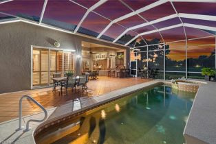 Single Family Residence, 19379 Silver Oak Silver Oak At The Vines, FL 33967