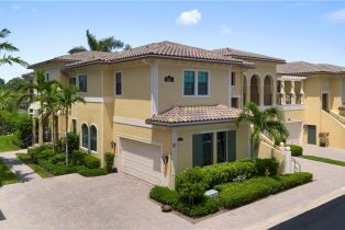 , 2431 Breakwater Way # 10101, Naples FL 34112