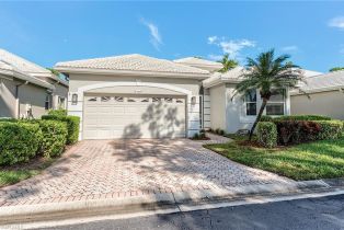 Single Family Residence, 19319 Silver Oak Silver Oak At The Vines, FL 33967