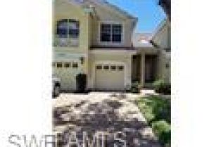 Low Rise (1-3), 2070 Aberdeen Ln # 202, Naples FL 34109