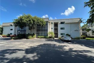 , 788 Park Shore Dr # D20, Naples FL 34103