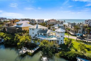 , Barefoot Beach, FL 