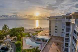 High Rise (8+), 3401 Gulf Shore Blvd N # 205, Naples FL 3410334103