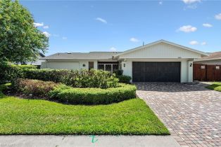 Single Family Residence, 4980 Napoli Park Shore, FL 34103 