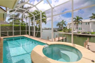 , 481 Maunder Ct, Marco Island FL 34145