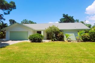 , 735 High Pines Dr, Naples FL 34103