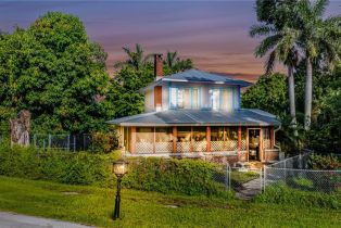 Single Family Residence, 62 Prospect East Fort Myers, FL 33905 
