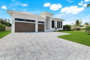 Single Family Residence, 1248 13th Park Shore, FL 34102 