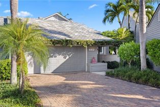 , 667 Bridgeway Ln, Naples FL 34108