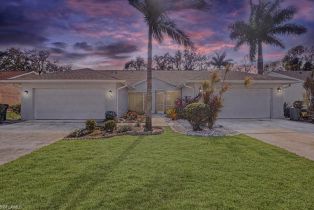 Single Family Residence, 526 Saint Andrews Tanglewood, FL 34113 