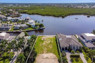 , 2375 Tarpon Rd, Naples FL 34102