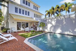 , 477 3rd Ave S # 2, Naples FL 34102