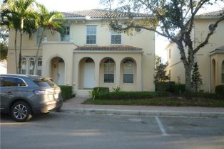 , 6210 Towncenter Cir, Naples FL 34119