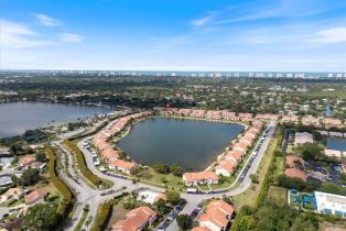 , 7707 Jewel Ln # 201, Naples FL 34109