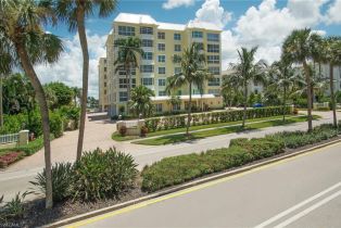 , 1900 Gulf Shore Blvd N # 602, Naples FL 34102