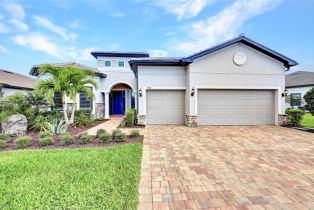 Single Family Residence, 9238 Plover Dr, Naples FL 34120