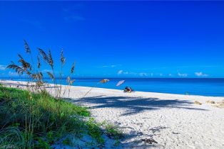 High Rise (8+), 25 Bluebill Ave # 403, Naples FL 34108