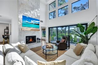 Villa Attached, 27131 Oakwood Lake Dr, Bonita Springs FL 34134