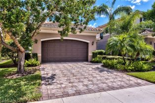Single Family Residence, 3417 Tigris Ln, Naples FL 34119