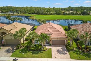 Single Family Residence, 13037 Simsbury Somerset, FL 33913