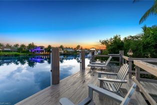 Single Family Residence, 1060 Galleon Dr, Naples FL 34102