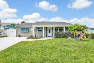 Single Family Residence, 195 Hibiscus Fort Myers Beach, FL 33931 