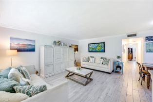 , 766 Central Ave # 117, Naples FL 34102