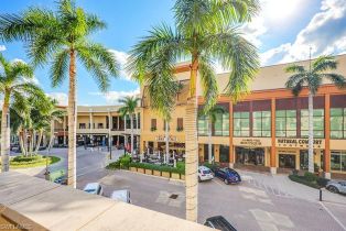 , 9123 Strada Pl # 7208, Naples FL 34108