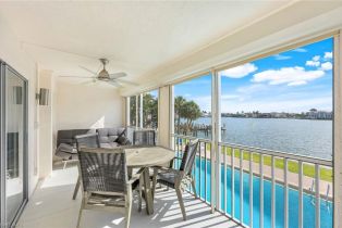Low Rise (1-3), 9486 Gulf Shore Dr # A101, Naples FL 34108