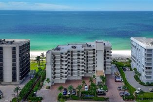, 9715 Gulf Shore Dr # 202, Naples FL 34108